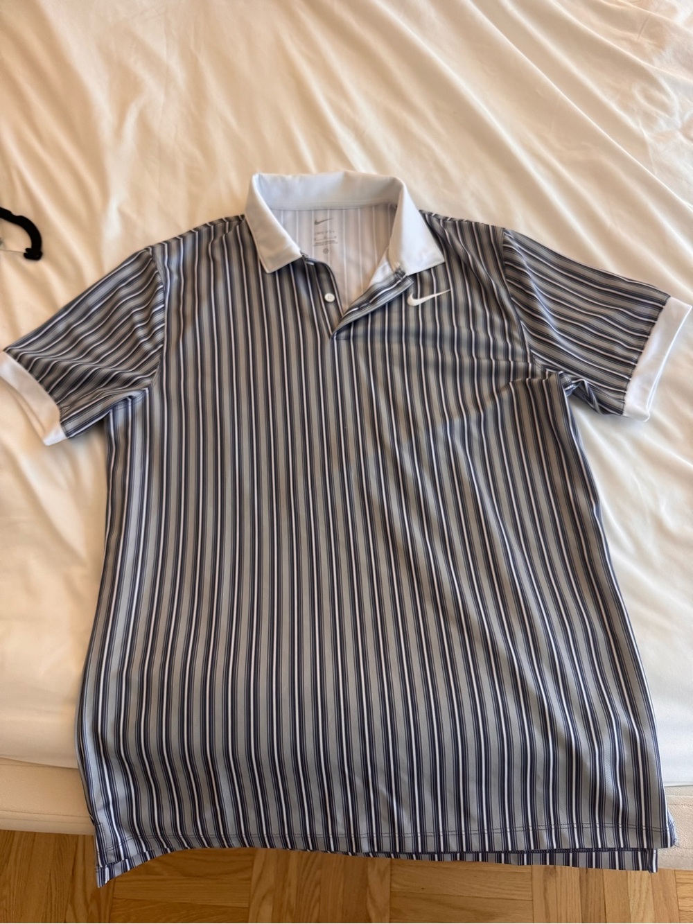 Nike Men’s Navy and White Striped Polo